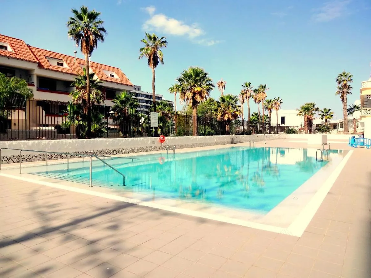 Apartment With A Large South-Facing Balcony, Sea View And Wifi In Las Americas Center Playa de las Américas